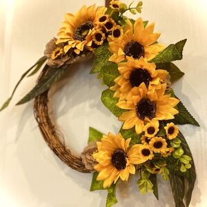 10” Sunflower Wreath